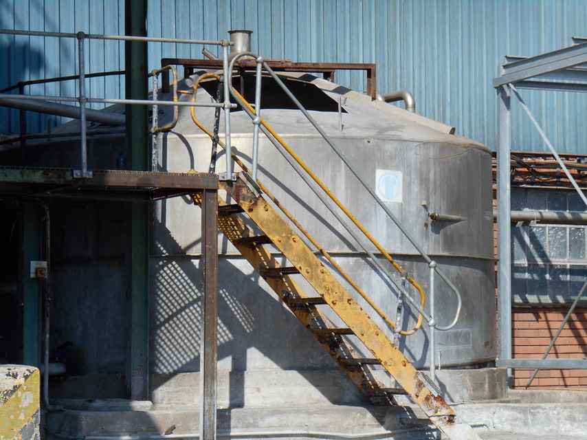 Centrifuge Feed Tank