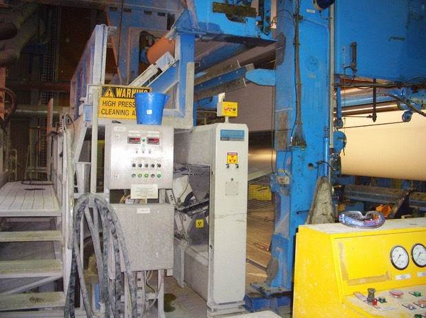SM2005-049